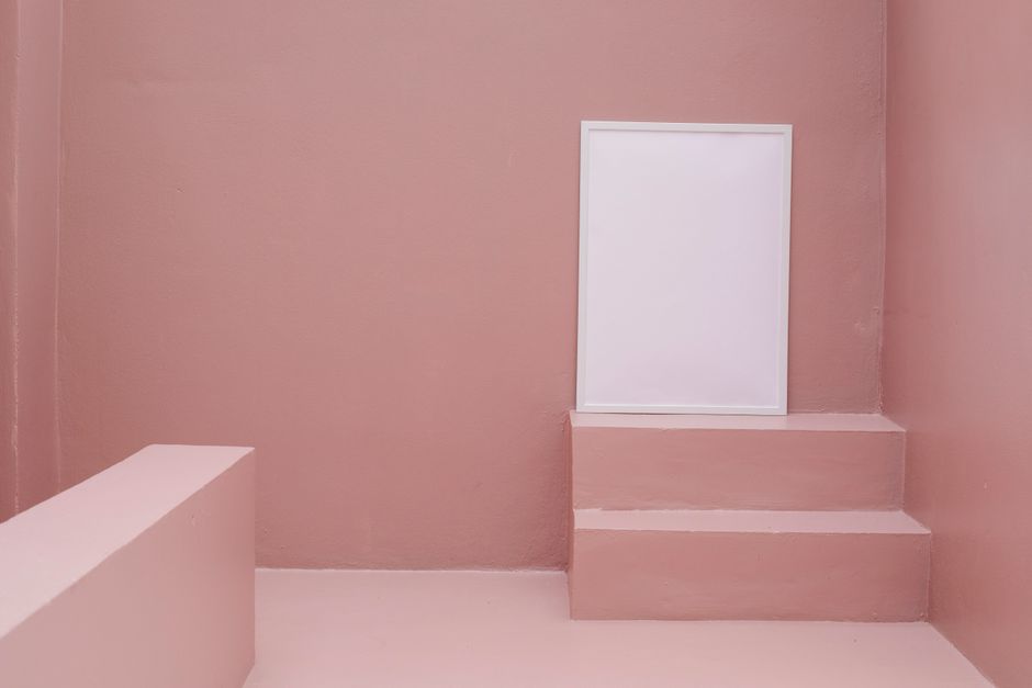 Exploring the Intersection of Geometry and Bauhaus: A Modern Twist on Design