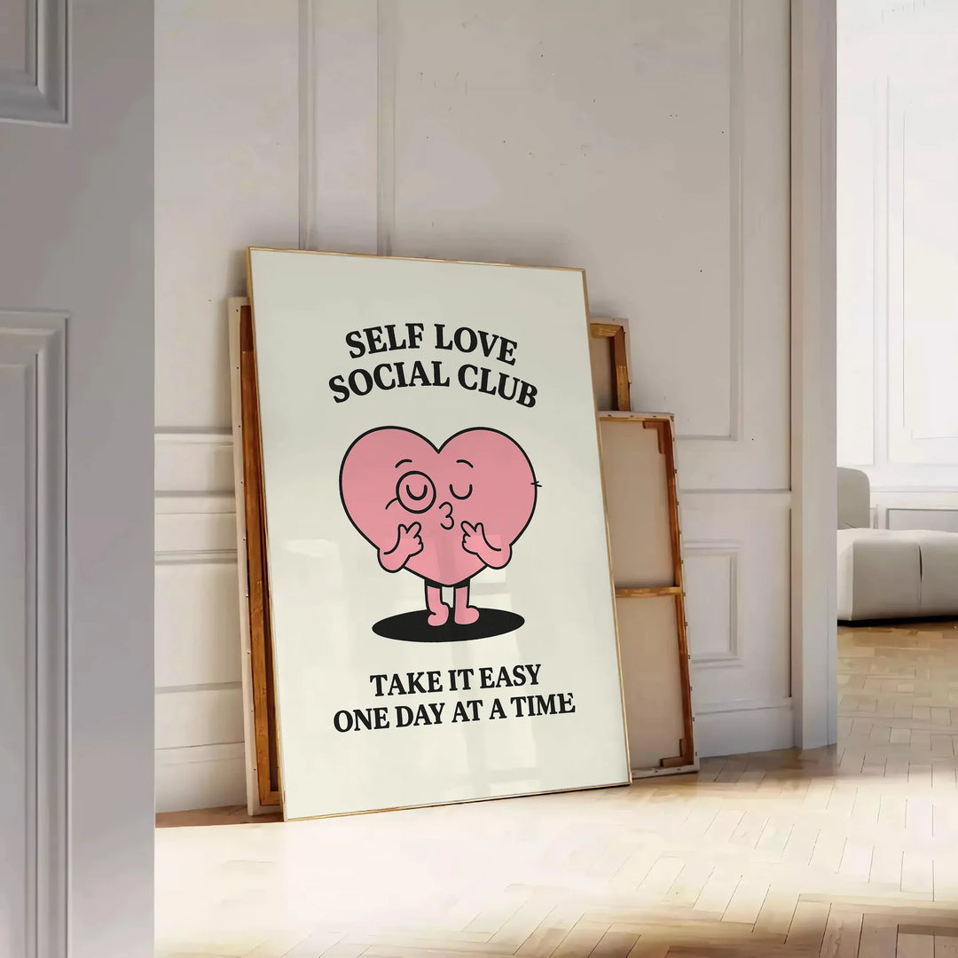 Μαύρο και άσπρο μινιμαλιστικό πόστερ με 'Self Love Social Club' σε έντονη τυπογραφία