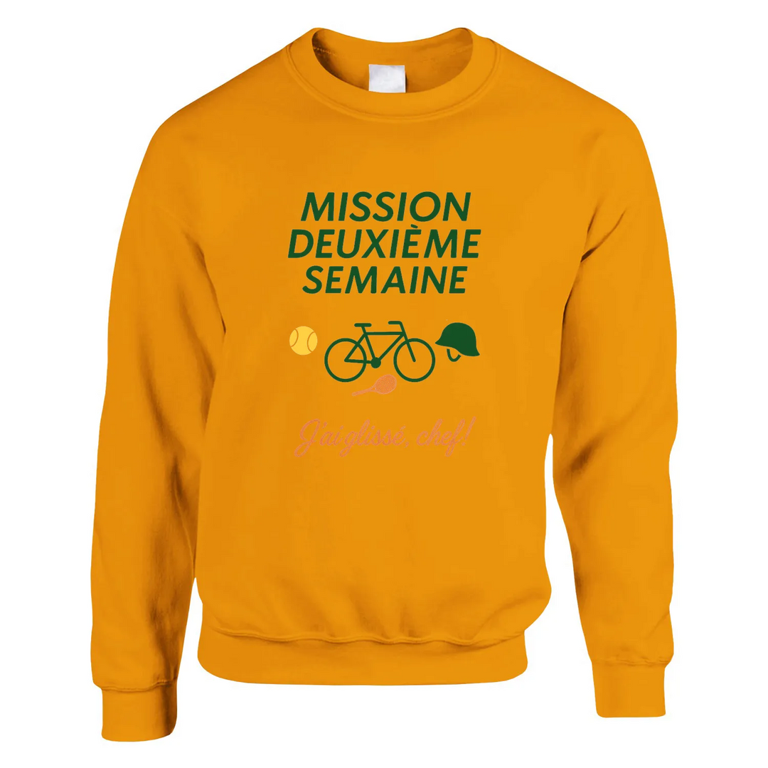 Sweater featuring a graphic print of tennis elements and the text Mission 2ème Semaine