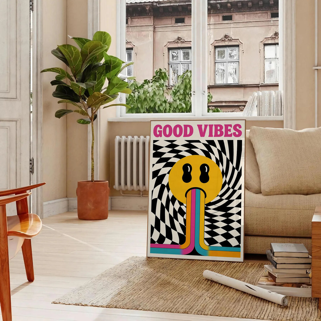 Abstrakt design i orange och vitt med texten 'Good Vibes'