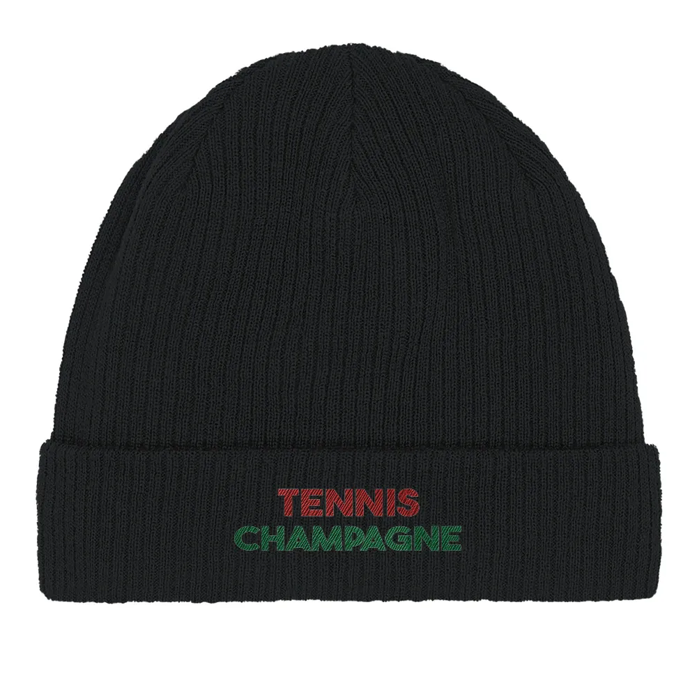 Embroidered beanie featuring a small tennis motif on a cotton fabric