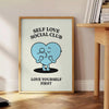 Svartvitt typografiskt mönster med 'Self Love Social Club' i minimalistisk stil