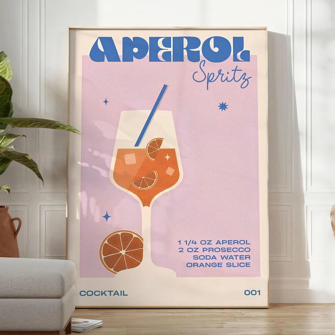 Illustrazione minimalista di un cocktail Aperol Spritz in arancione e grigio - in una stanza luminosa e minimalista con pianta e poltrona