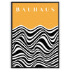 Unrahmtes Poster zeigt abstrakte geometrische Bauhaus-Komposition, minimalistisches Grafikdesign - in einem schwarzen Rahmen