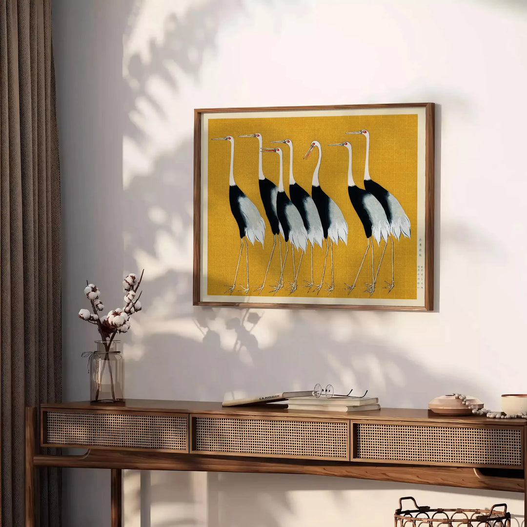 Un'illustrazione dettagliata di vari uccelli in un ambiente naturale, con tonalità verdi - su un piano con eucalipto e una ciotola di limoni