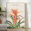 Ilustración botánica vintage con plantas naranjas y grises sobre un fondo texturizado - en una habitación luminosa y minimalista con planta y sillón