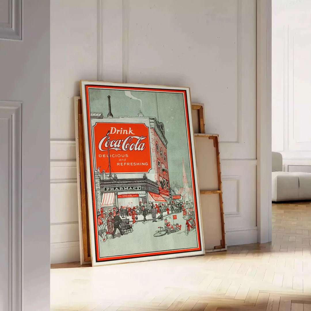 Retro plakat pubu Coca Cola w kolorze czarnym i zielonym - oparty na podłodze jodełkowej przy białej ścianie z paneli