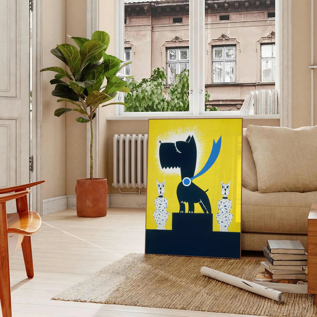 Affiche captivante scène un chien héros teintes noir bleu parfait passionnés animaux art mural disponible A4 cm A0 - dans un salon parisien avec canapé et ficus