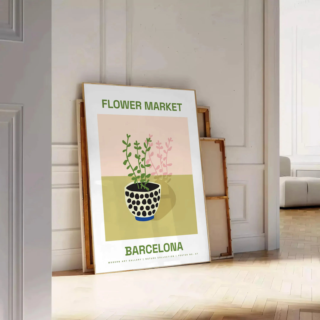 Botanisk illustration av blommor i rika gröna och orangea nyanser - lutad mot en panelvägg på fiskbensgolv