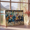 Pintura al óleo impasto abstracta con colores verdes y azules en espiral - junto a una mesa auxiliar redonda de madera con libros