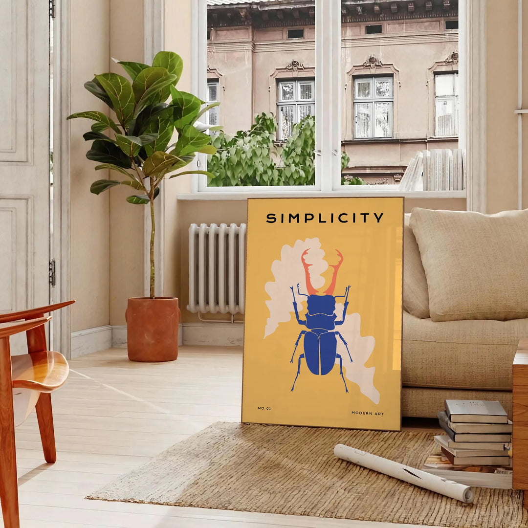 Affiche captivante faune insectes nuances vert bleu une touche nature intérieur un cadeau unique cadre disponible - dans un salon parisien avec canapé et ficus