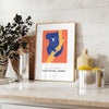 affiche koala vibrante nuances orange bleu intérieur cadeau une touche exotisme chaleur espace disponible A4 cm A0 - sur un plan de travail avec eucalyptus et coupe de citrons