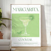 Uma ilustração colorida de um coquetel margarita com tons verdes e brancos - num quarto luminoso e minimalista com planta e poltrona