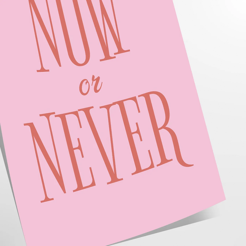 Abstract design with motivational text in green and orange tones