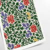 Illustrazione di pianta verde lussureggiante con accenti arancioni caldi