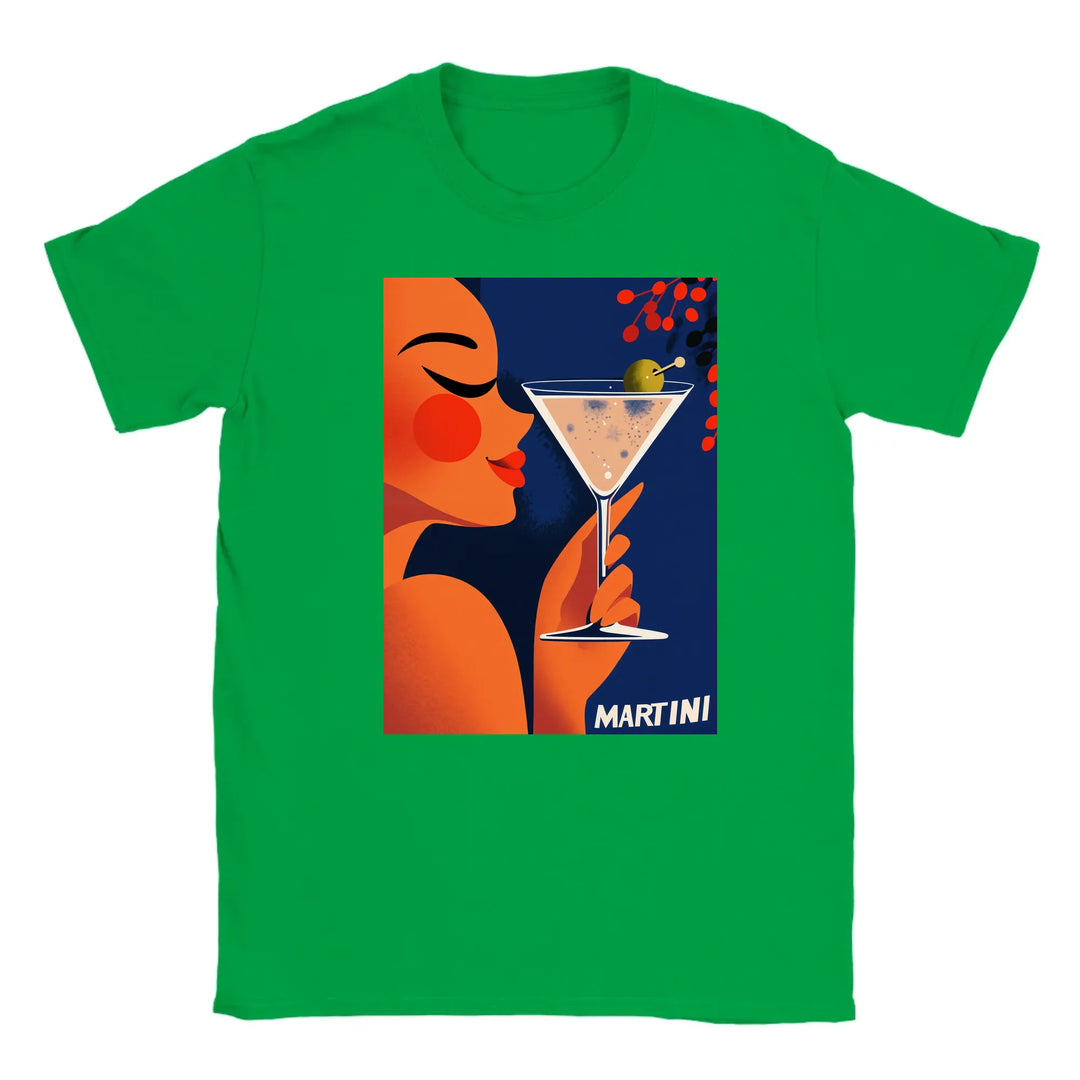 カクテルを楽しむ女性のグラフィックがプリントされたTシャツ